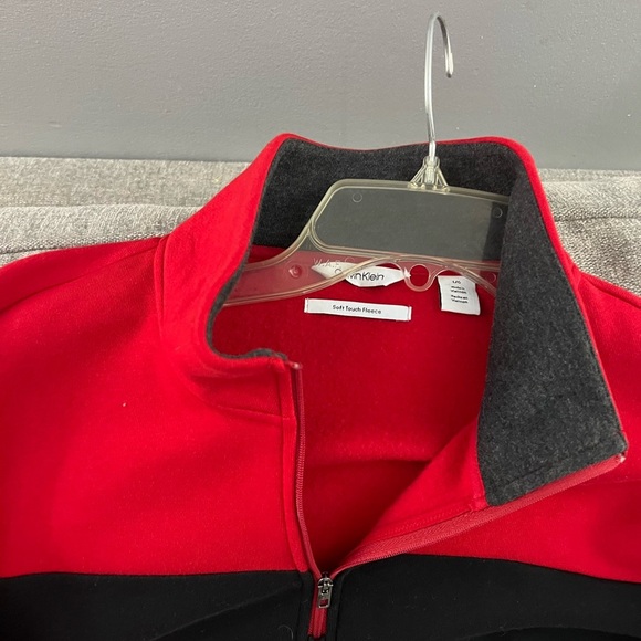 Pre Owned amazing condition mens large Calvin 1/4 zip​ - Picture 6 of 6
